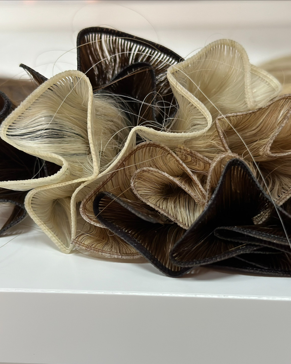 gallery image Genius Weft/ Hairweave 50cm