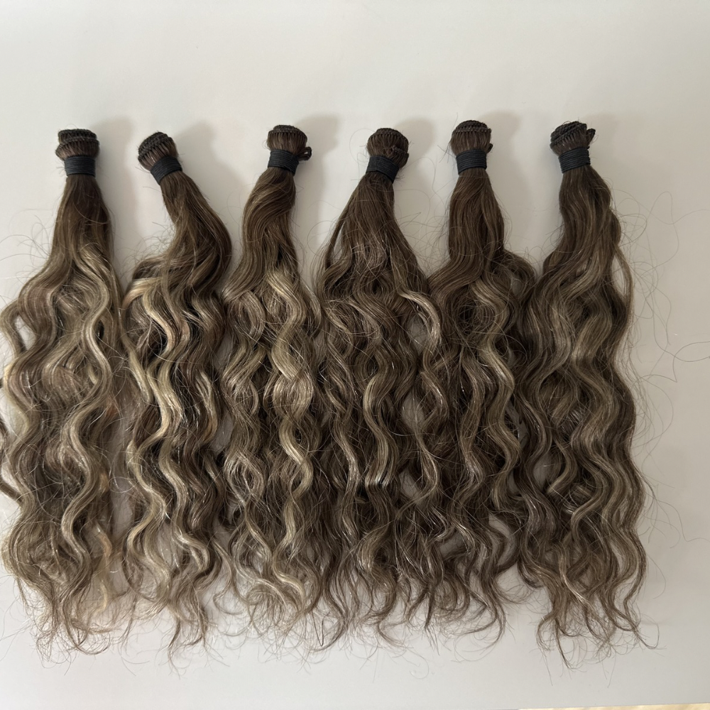 Sale - Curly Weft 25 cm - 2/2+24 - 6 stuks